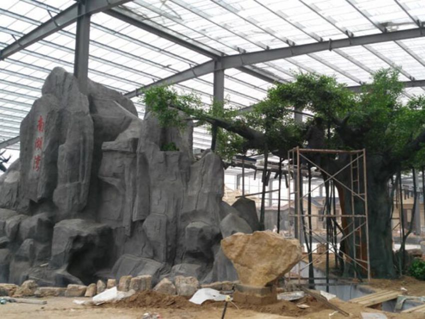 點擊查看詳細信息<br>標題：塑石假山側面 閱讀次數(shù)：2046