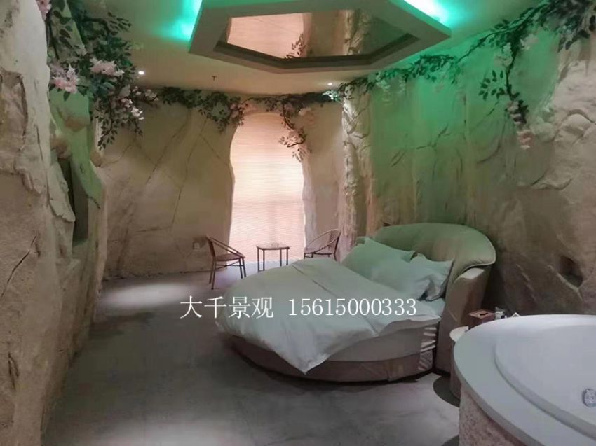 點(diǎn)擊查看詳細(xì)信息<br>標(biāo)題：綠植墻 閱讀次數(shù)：1530