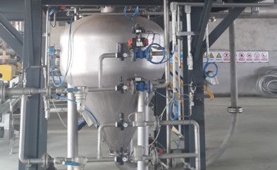 稀相輸送和密相輸送各自有何特點以及對物料有什么要求？